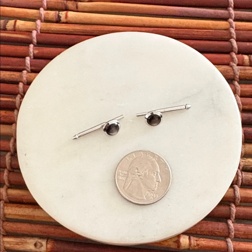 SWANK Elegant Silver and Black Shirt Studs Pipe Stem